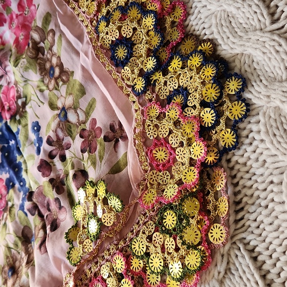 Turkish Scarf Silk - Picture 3 of 4